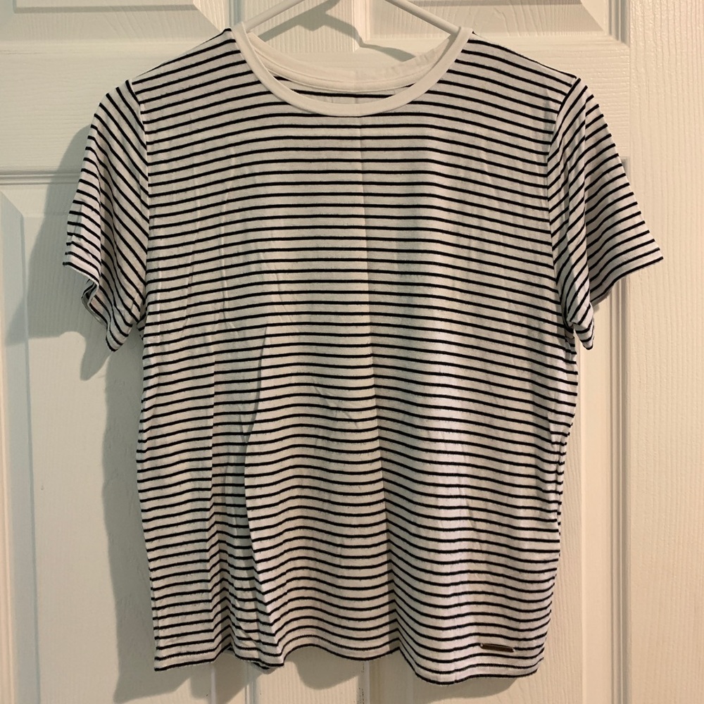 Abercrombie & Fitch black and white striped shirt